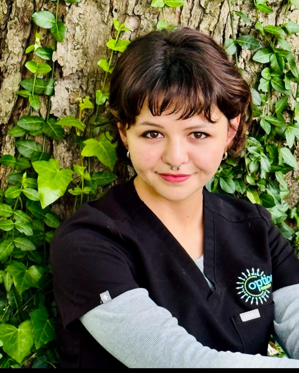 Elena Paz, Data Manager